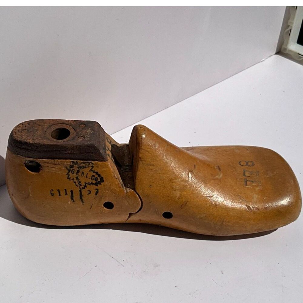 Antique Wooden Shoe Last Size 8 Cobbler Shoe Mold Primitive Industrial Display